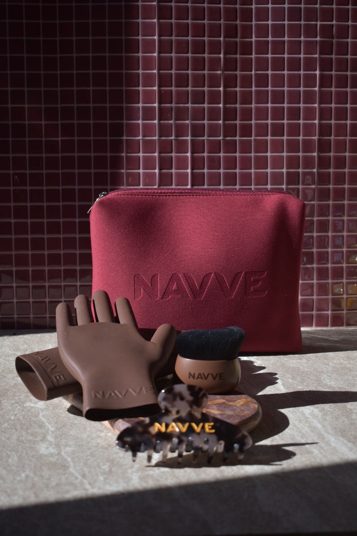 Complete kit of NAVVE tanning essentials
