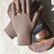 Close up of NAVVE glaze Gloves & Blurring Brush